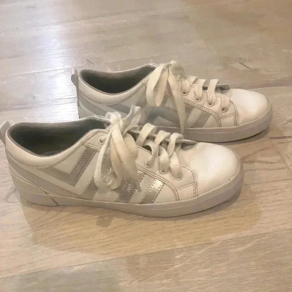 Tommy Hilfiger sneakers -white & silver/7 - Picture 1 of 6